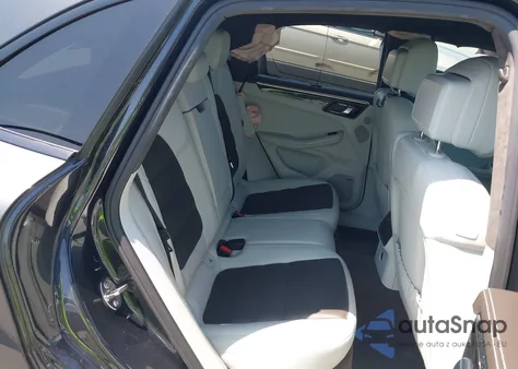 2017 Porsche Macan Turbo/Turbo W/Performance Package from USA, damaged, VIN WP1AF2A58HLB61990